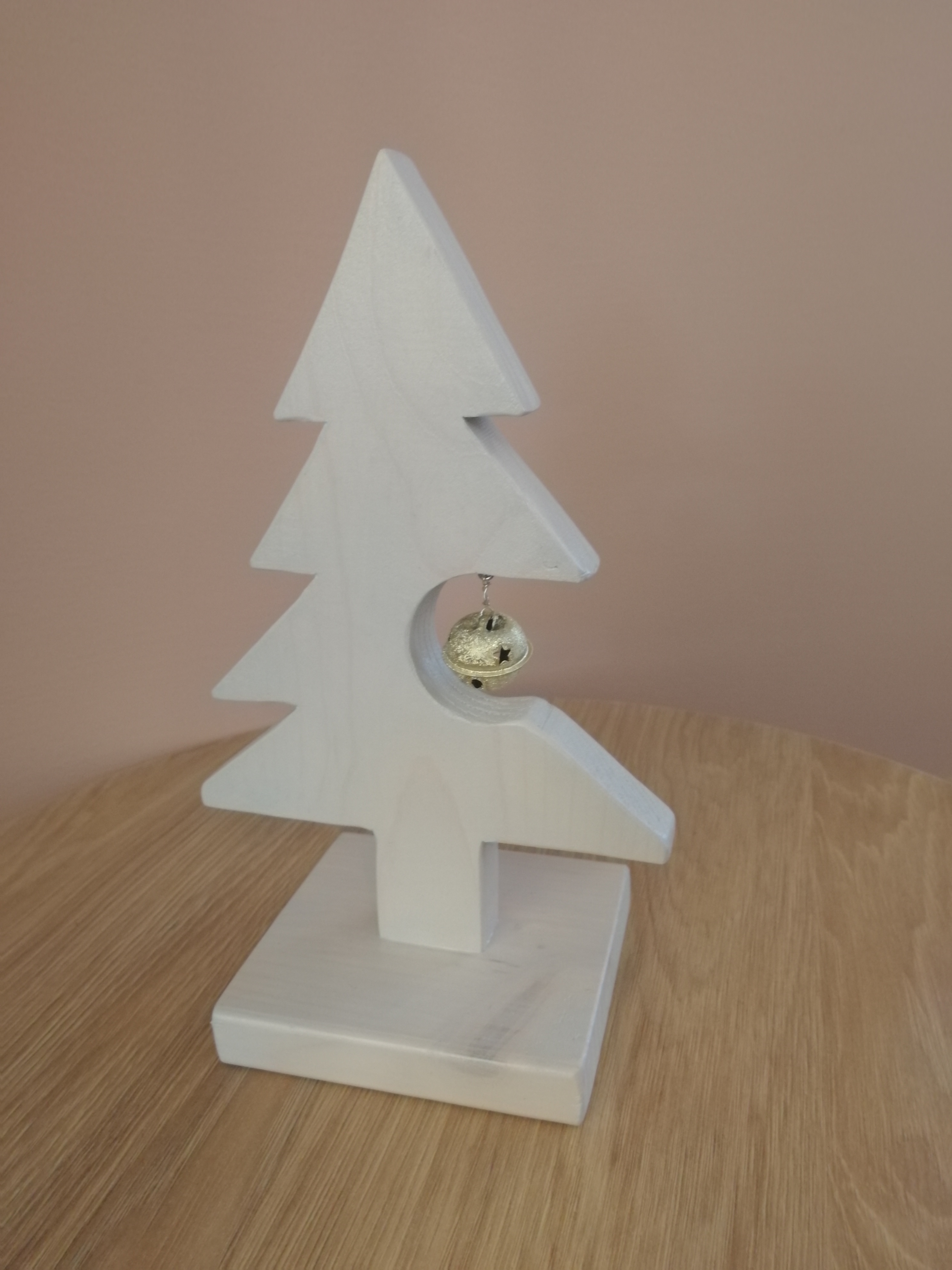 Asztaldísz arany gömbbel