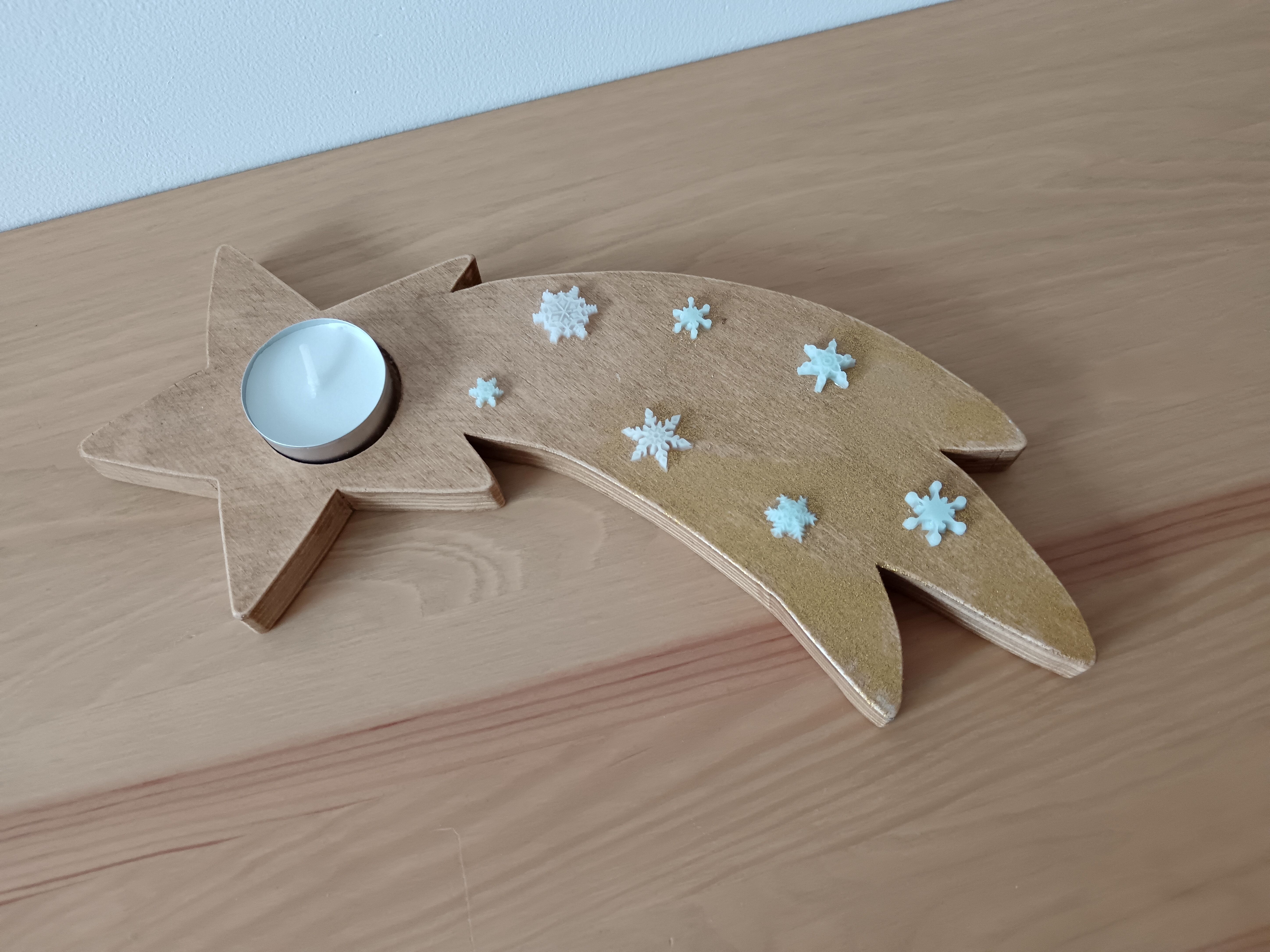 Mécsetartó üstökös